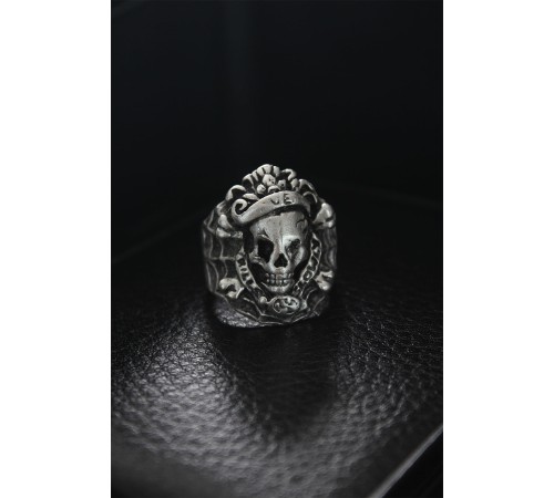 Ayarlanabilir Örümcek Ağında Kurukafa Figürlü Erkek Yüzük - TJ-EY514