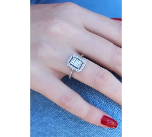 Gümüş Renk Baget Zirkon Taşlı Kadın Yüzük - TJ-BYK2600