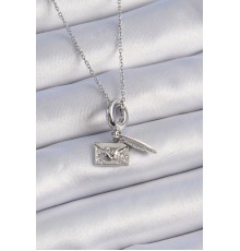 316L Çelik Gümüş Renk Kalp Detay Mektup Figür Charm Model Kadın Kolye - TJ-BKO9313