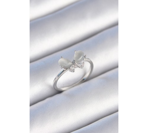 Pirinç Gümüş Renk Zirkon Taşlı Beyaz Mineli Model Kadın Yüzük - TJ-BYK3465