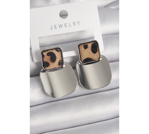 Pirinç Gümüş Renk Kare Plaka Leopar Desenli Kadın Küpe - TJ-BKP9886