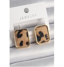 Pirinç Gold Renk Kare Leopar Desen Model Kadın Küpe - TJ-BKP9887