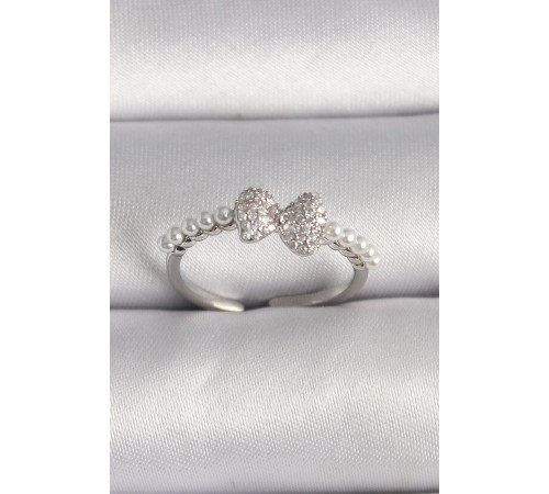 Pirinç Gümüş Renk Zirkon Taşlı Fiyonk İnci Detay Ayarlanabilir Yüzük - TJ-BYK3526