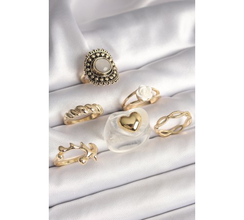 Pirinç Gold Renk Beyaz Gül Figür Kalp İşlemeli Sarmal Detay 6'Lı Kadın Yüzük Seti - TJ-BYK3639