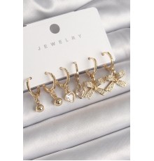 Pirinç Gold Renk Sallantı Zirkon Taşlı Kurdele Model Kalp Detay Kadın Küpe Seti - TJ-BKP10272