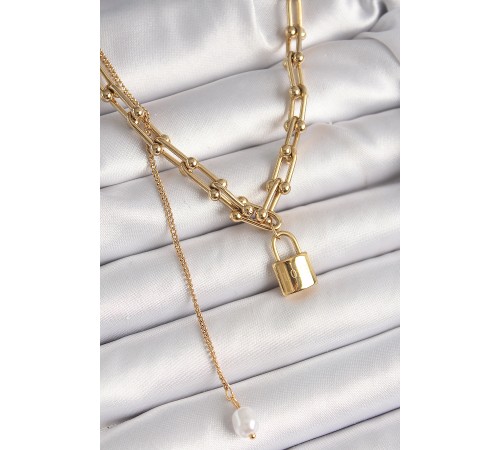 316L Çelik Gold Renk Zincir Model Kilit Figür Sallantı İnci Detay Kadın Kolye - TJ-BKO9938
