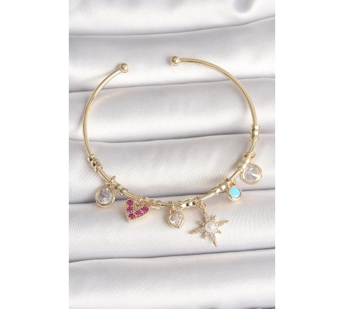 Pirinç Gold Renk Zirkon Taşlı Sallantı Kutup Yıldız Figür İnci Detay Charm Kadın Bileklik - TJ-BB6887