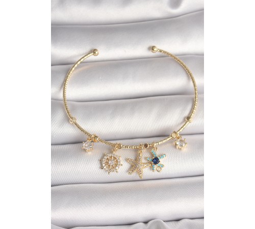 Pirinç Gold Renk Sallantı Zirkon Taşlı Yıldız Figür Charm Kadın Bileklik - TJ-BB6889