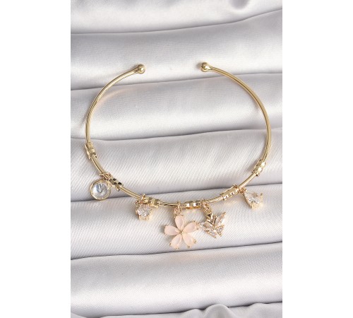 Pirinç Gold Renk Sallantı Pembe Mineli Çiçek Figür Zirkon Taşlı Detay Charm Kadın Bileklik - TJ-BB6891