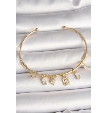 Pirinç Gold Renk Sallantı Zirkon Taşlı Kare Figür Kalp Detay Charm Kadın Bileklik - TJ-BB6895