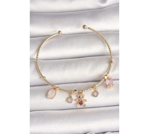 Pirinç Gold Renk Sallantı Zirkon Taşlı Ayıcık Figür Kırmızı Kalp Detay Charm Kadın Bileklik - TJ-BB6896