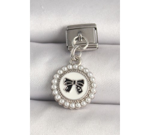 316L Çelik Gümüş Renk Siyah Fiyonk İşlemeli İnci Detaylı Nomination Charm - TJ-BC1302
