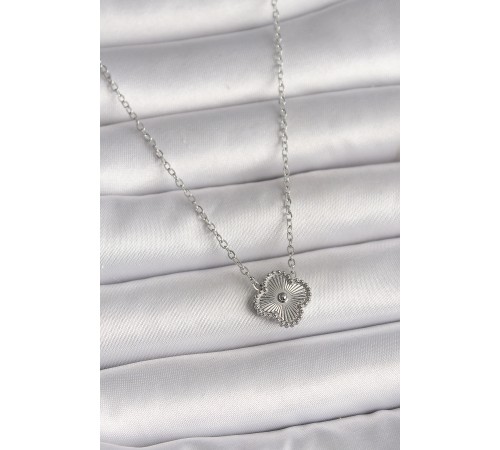 316L Çelik Gümüş Renk İşleme Detaylı Yonca Model Kadın Kolye - TJ-BKO10016