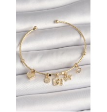Pirinç Gold Renk Sallantı Zirkon Taşlı Ayıcık Figür Taç Detay Charm Kadın Bileklik - TJ-BB6928