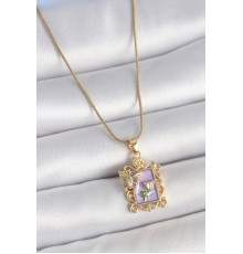 316L Çelik Gold Renk Zincir Mor Mineli Çiçek İşlemeli Zirkon Taşlı Detay Portre Model Kadın Kolye - TJ-BKO10190