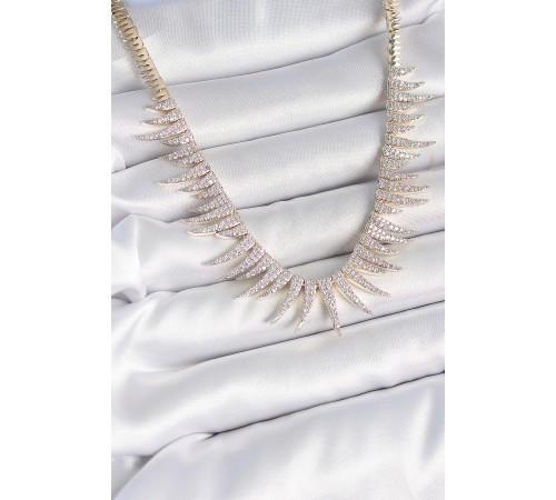 Pirinç Gold Renk Zirkon Taşlı Sivri Model VIP Seri Kadın Kolye - TJ-BKO10202