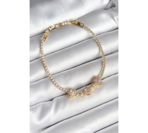 Pirinç Sıralı Pembe Kalp Figürlü Zirkon Taşlı Gold Renk Kadın Bileklik - TJ-BB6983