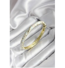 Mineli Pirinç Kırık Beyaz Çiçek Desenli Zirkon Taşlı Gold Renk Kadın Kelepçe (çap 60 mm) - TJ-BB6993