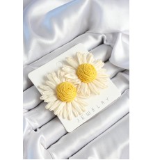 Papatya Model Beyaz Ve Sarı Renk Kadın Küpe - TJ-BKP10635