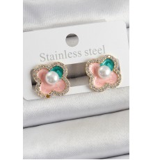 Pirinç Pembe Mineli İnci Detaylı Zirkon Taşlı Sanatsal Portre Yonca Model Gold Renk Kadın Küpe - TJ-BKP10682