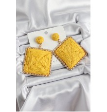 Sarı Kare Figürlü Hasır Örgü Model Gold Renk Kadın Küpe - TJ-BKP10716