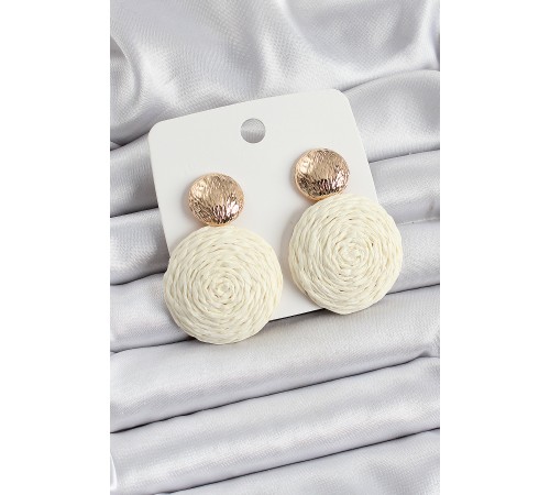 Krem Daire Figürlü Hasır Örgü Model Gold Renk Kadın Küpe - TJ-BKP10725