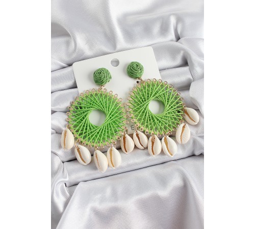 Yeşil Hasır Örgü Sarmal Model Sallantılı Deniz Kabuğu Detaylı Gold Renk Kadın Küpe - TJ-BKP10728