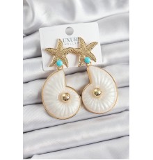 Pirinç Deniz Yıldızı Ve Deniz Kabuğu Figürlü Gold Renk Kadın Küpe - TJ-BKP10737