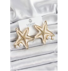 Pirinç Deniz Kabuğu Figürlü İnci Detaylı Gold Renk Kadın Küpe - TJ-BKP10740