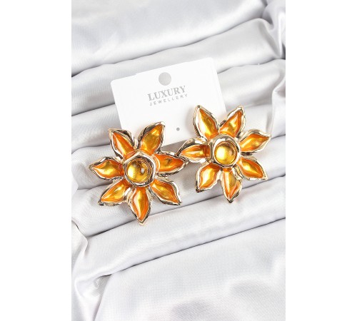 Pirinç Mineli Alevli Çiçek Model Gold Renk Kadın Küpe - TJ-BKP10748