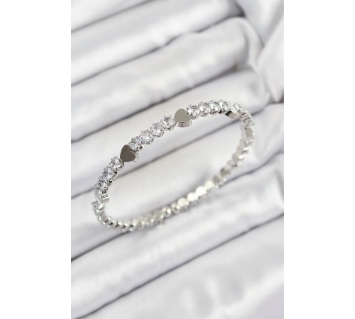 Pirinç Zirkon Taşlı Kalp Model Gümüş Renk Yaylı Kadın Bileklik - TJ-BB7219