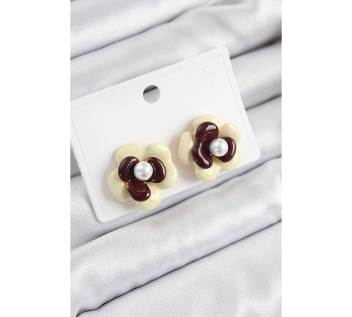 İnci Detaylı Krem Kahverengi Renk Papatya Model Kadın Küpe - TJ-BKP10859