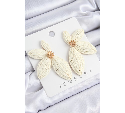 Yarım Çiçek Model Krem Renk Kadın Hasır Küpe - TJ-BKP10861