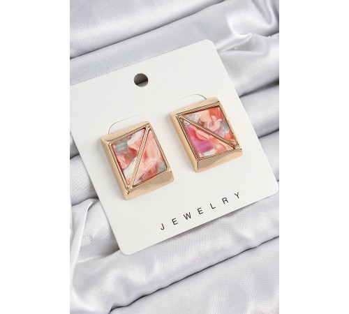 Pirinç Pembe Üçgen Kesim Detaylı Kare Model Vintage Gold Renk Kadın Küpe - TJ-BKP10874