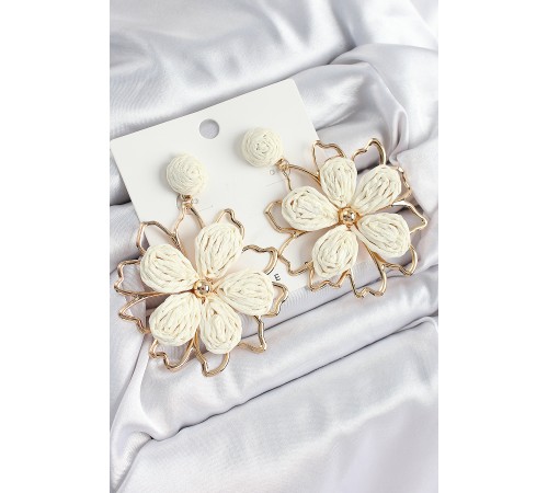 Pirinç Krem Çiçek Model Gold Renk Kadın Hasır Küpe - TJ-BKP10891