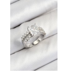 Pirinç Büyük Zirkon Taşlı Model Gümüş Renk Kadın Yüzük - TJ-BYK3801