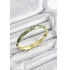 Mineli Pirinç Koyu Yeşil Çiçek Motifli Gold Renk Kadın Kelepçe - TJ-BB7445