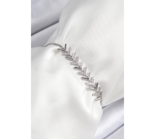 Pirinç Zirkon Taşlı Sıralı Ok Model Gümüş Renk Asansörlü Kadın Bileklik - TJ-BB7456