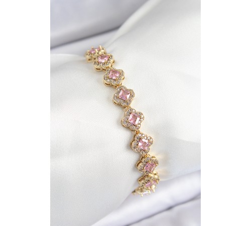 Pirinç Zirkon Taşlı Pembe Yonca Baget Model Gold Renk VIP Seri Kadın Bileklik - TJ-BB7506