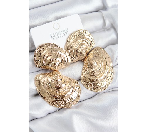 Pirinç Sallantılı Deniz Kabuğu Model Gold Renk Kadın Küpe - TJ-BKP11024