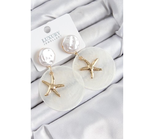 Pirinç İncili Deniz Kabuğu Figürlü Sedef Model Gold Renk Kadın Küpe - TJ-BKP11082