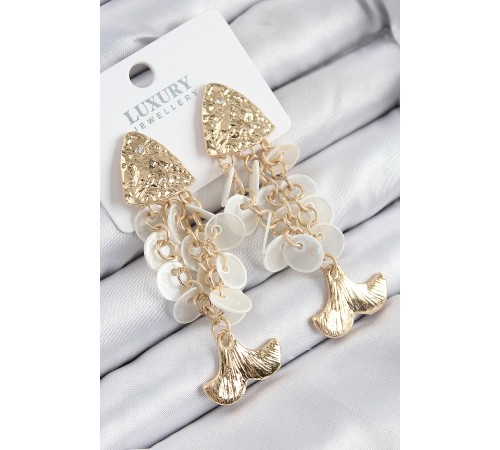 Pirinç Sallantılı Sedefli Balık Model Gold Renk Kadın Küpe - TJ-BKP11090