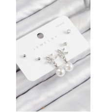 Pirinç Zirkon Taşlı İnci Sallantılı Çiçek Model Gümüş Renk 925 Ayar Gümüş Çivi Kadın Küpe Set - TJ-BKP11175