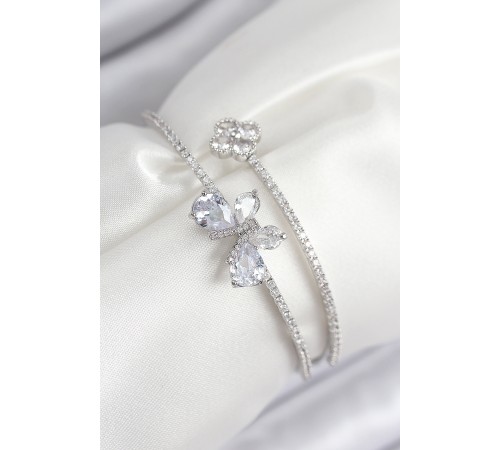 Pirinç Zirkon Taşlı Ve Yonca Model Gümüş Renk Kadın Bileklik - TJ-BB7850