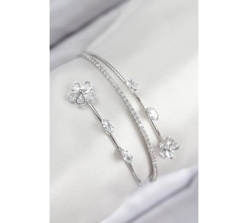 Pirinç Zirkon Taşlı Çiçek Model Gümüş Renk Kadın Bileklik - TJ-BB7860