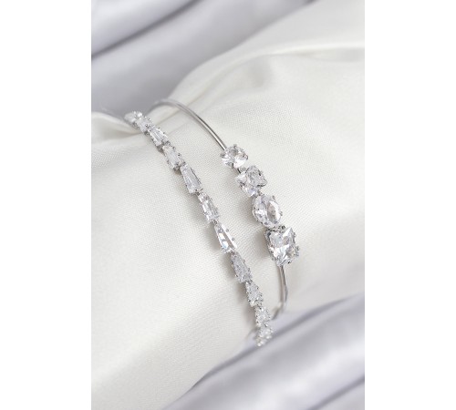 Pirinç Zirkon Taşlı Su Yolu Model Gümüş Renk Kadın Bileklik - TJ-BB7866