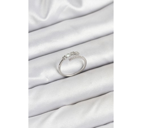 Pirinç Gümüş Renk Kalpli Detaylı Zirkon Taşlı Kadın Yüzük - TJ-BYK3841