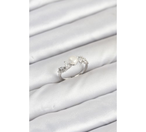 Pirinç Gümüş Renk Zirkon Taşlı İncili Model Kadın Yüzük - TJ-BYK3853