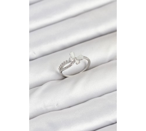 Pirinç Gümüş Renk Zirkon Taşlı Kadın Yüzük - TJ-BYK3855