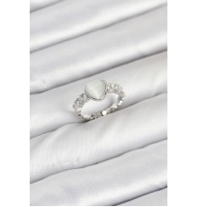 Pirinç Gümüş Renk Zirkon Taşlı Kalpli Kadın Yüzük - TJ-BYK3857